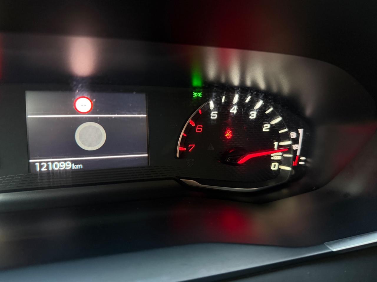 Peugeot 208 BlueHDi 100 Stop&Start 5p Active