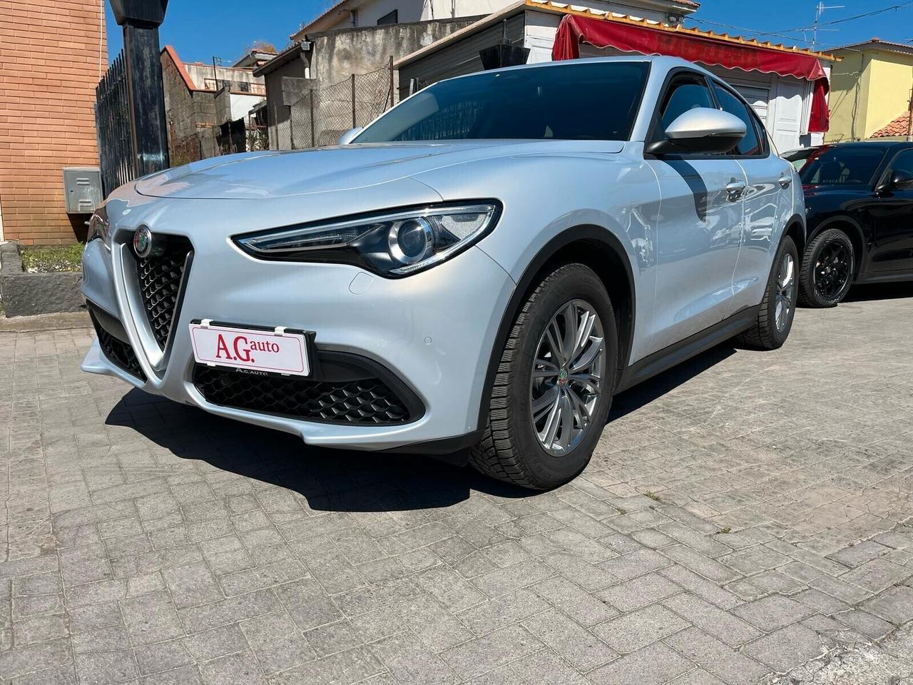Alfa Romeo Stelvio 2.2 Turbodiesel 160 CV AT8 RWD Business