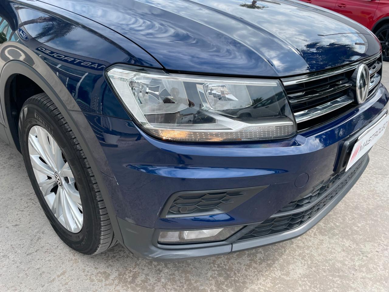 Volkswagen Tiguan 2.0 TDI SCR DSG 4MOTION Business BMT