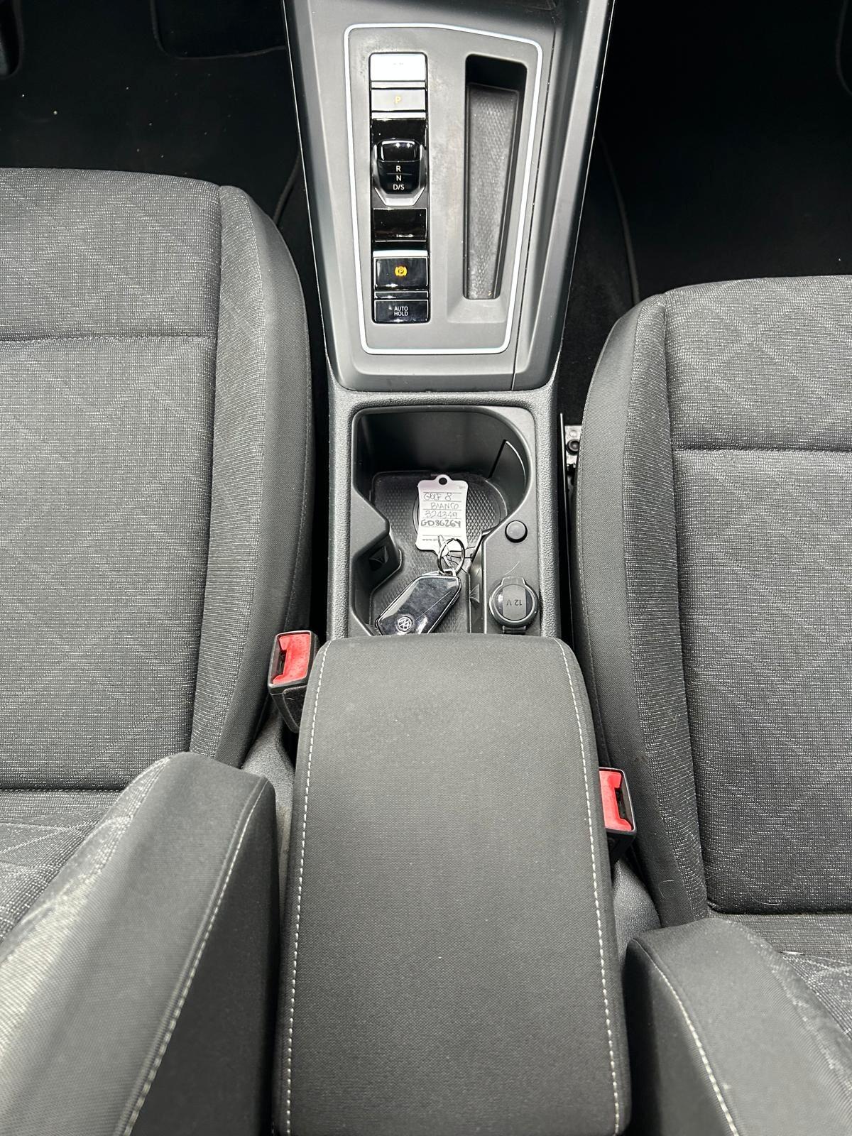 Volkswagen Golf 1.0 eTSI EVO DSG Life IVA ESPOSTA