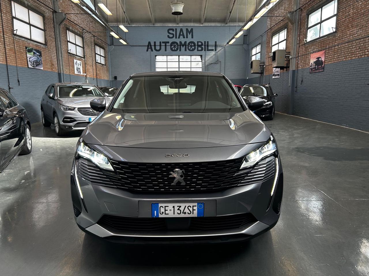Peugeot 3008 BlueHDi 130 EAT8 Business neopatentanti
