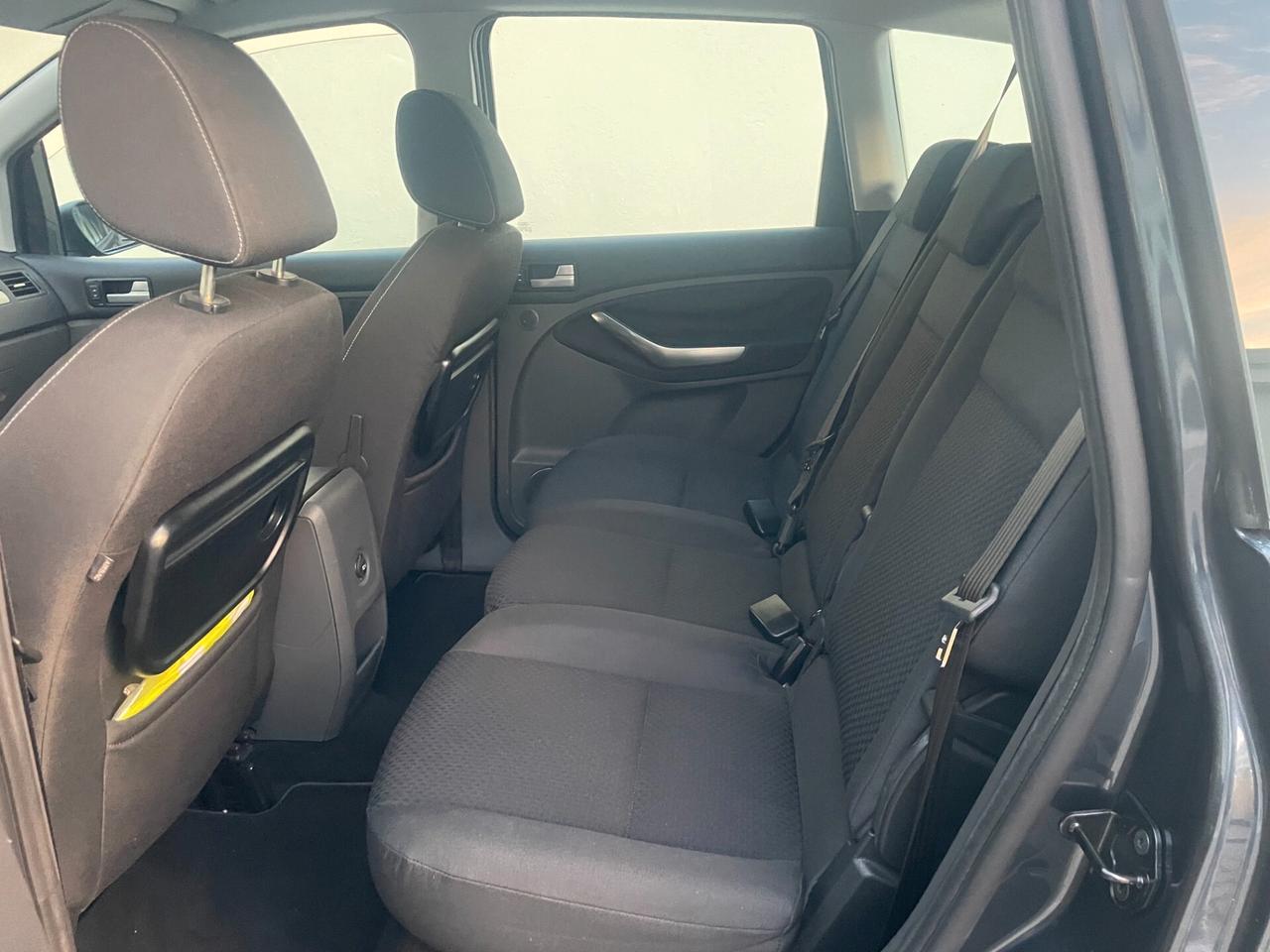 Ford C-Max 1.6 TDCi 90 CV Titanium - unicoprop.