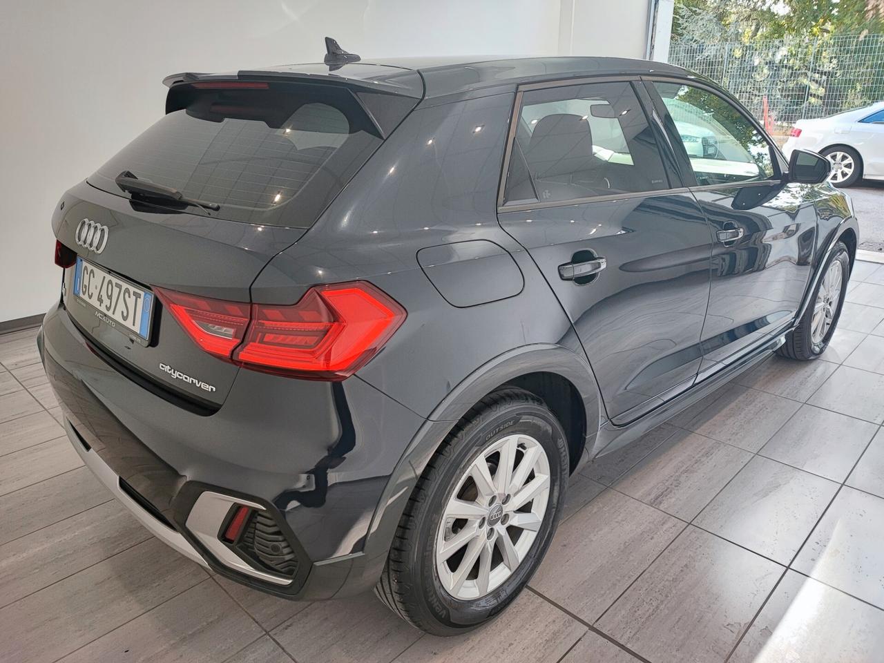 Audi A1 citycarver 30 TFSI Identity Contrast
