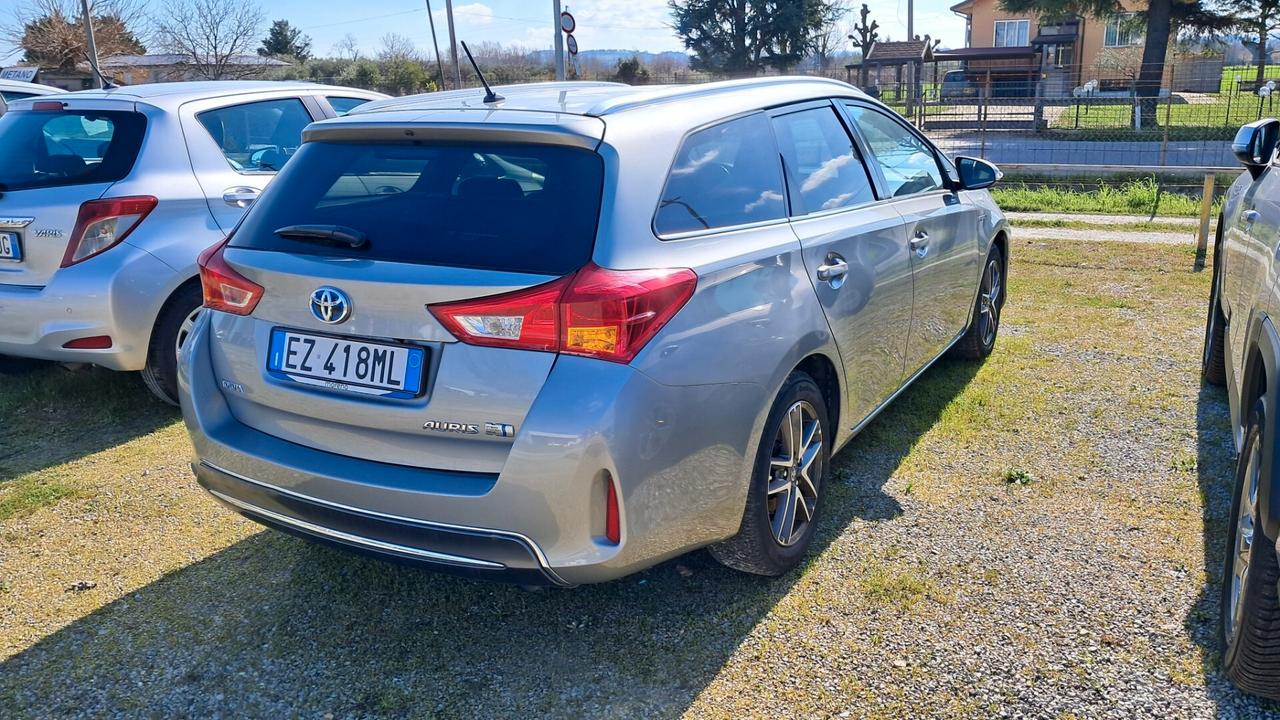 Toyota Auris Touring Sports 1.8 Hybrid Active Plus