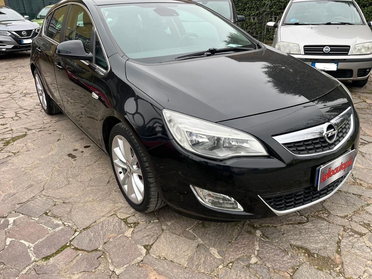 Opel Astra 1.4 Turbo 140CV 5 porte Cosmo