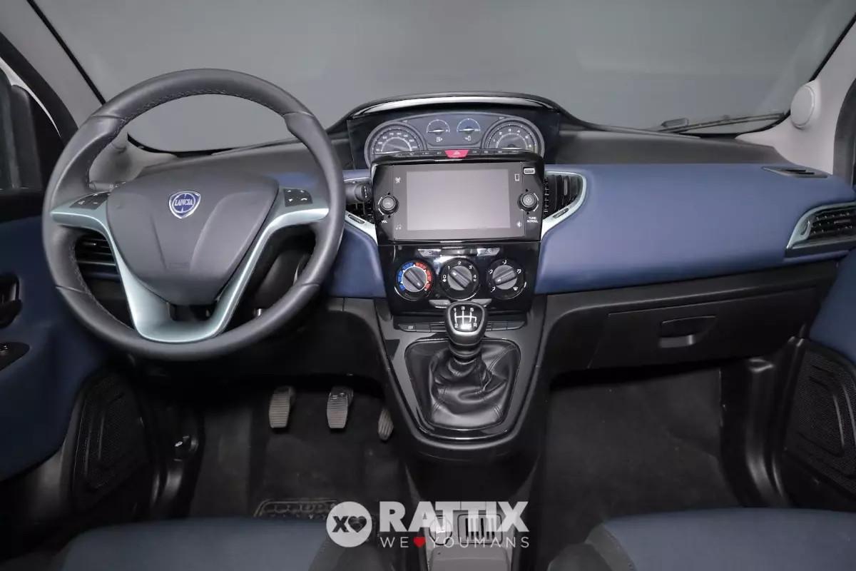 Lancia Ypsilon 1.0 Firefly Hybrid 70CV Platino