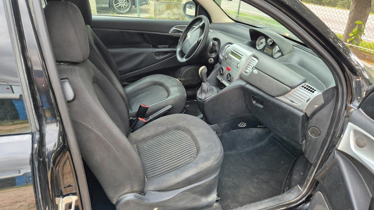 Lancia Ypsilon 1.3 Multijet