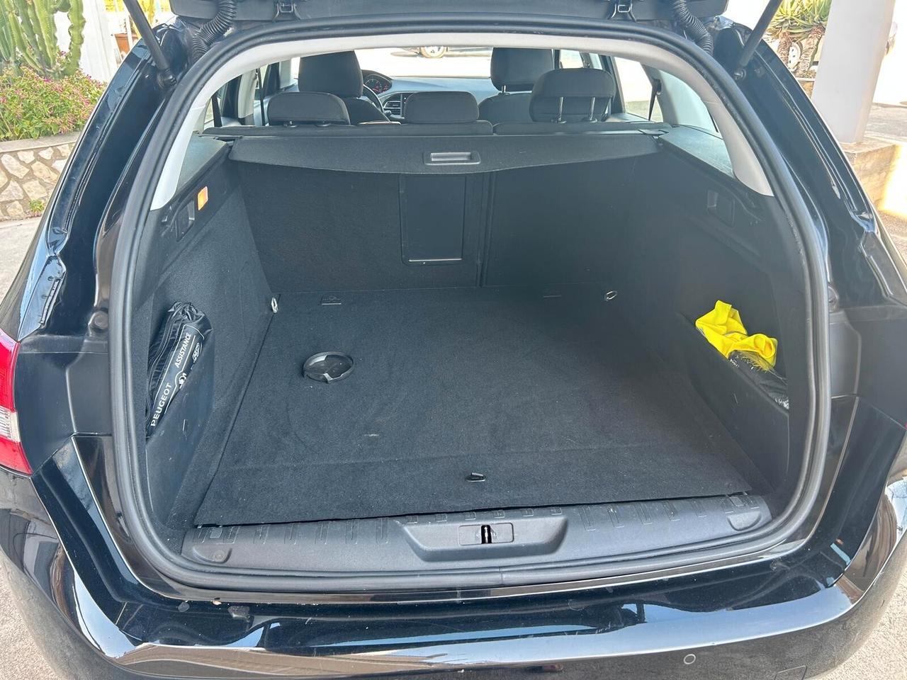 Peugeot 308 SW 1.5 BlueHDi 130cv Bus.2019