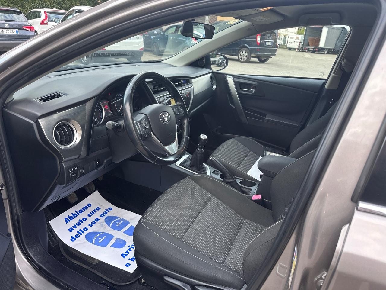 Toyota Auris Touring Sports 1.4 D-4D Lounge