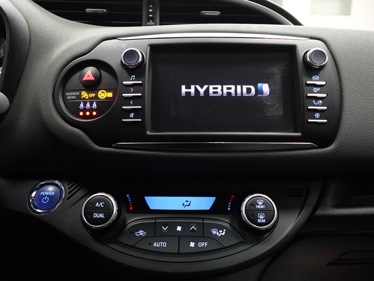Toyota Yaris 1.5 BZ 73 CV HYBRID BUSINESS
