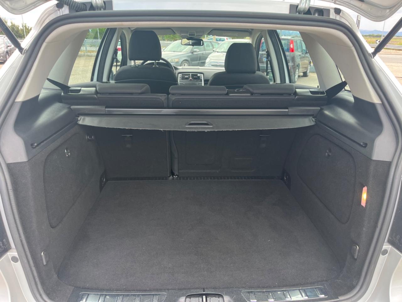 Mercedes-benz B 200 180 NGT BlueEFFICIENCY Executive