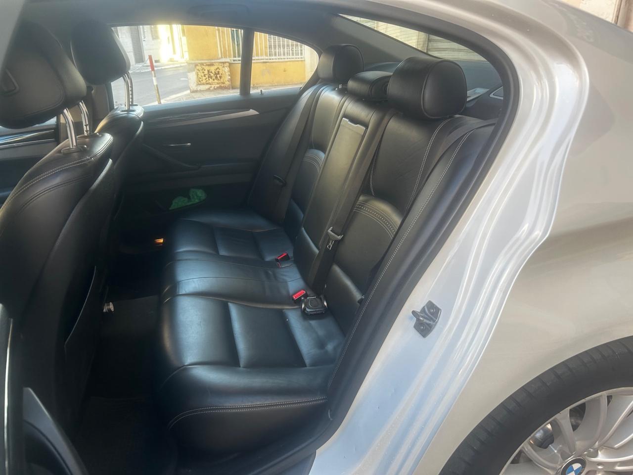 Bmw 520 520d xDrive Luxury