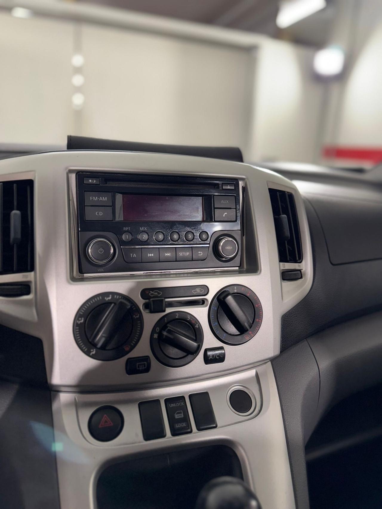 Nissan Evalia 1.6 BENZINA * 7 POSTI*