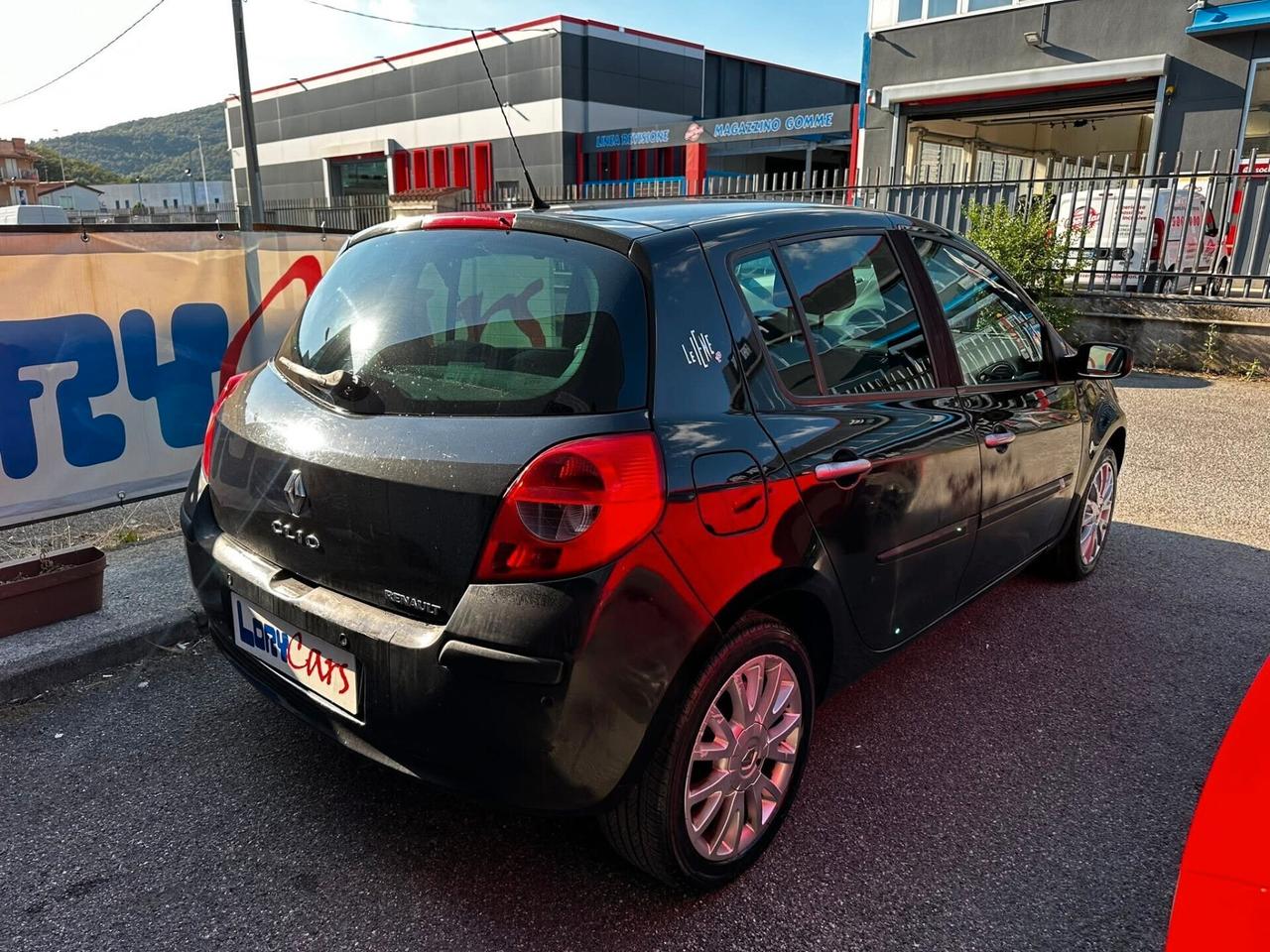 Renault Clio 1.2 16V 5 porte Dynamique NEOPATENTATI