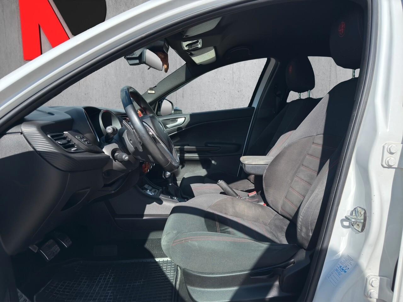 Alfa Romeo Giulietta 1.6 JTDm TCT 120 CV Sportiva