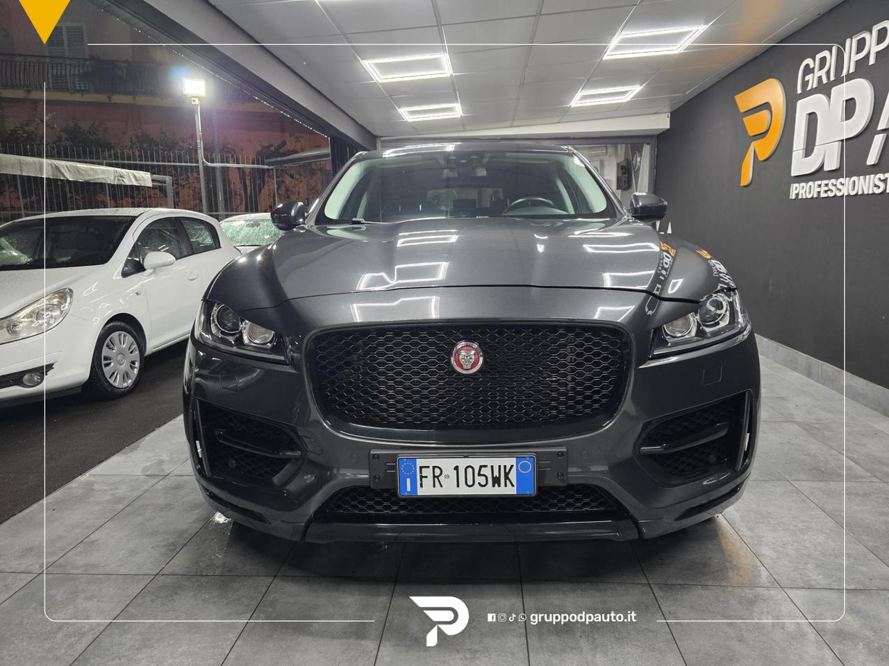 Jaguar F-Pace 2.0d i4 R-Sport Black Design Edition awd 180cv auto