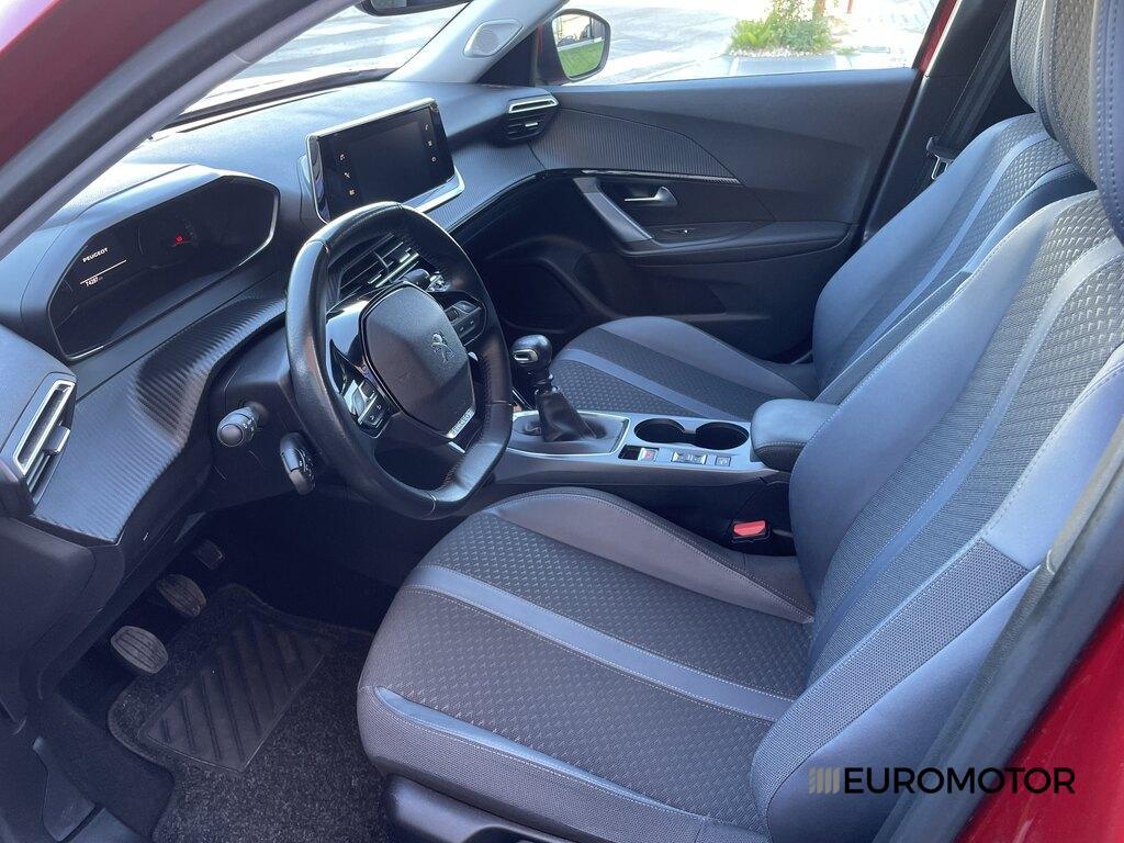 Peugeot 2008 1.5 BlueHDi Allure Navi Pack