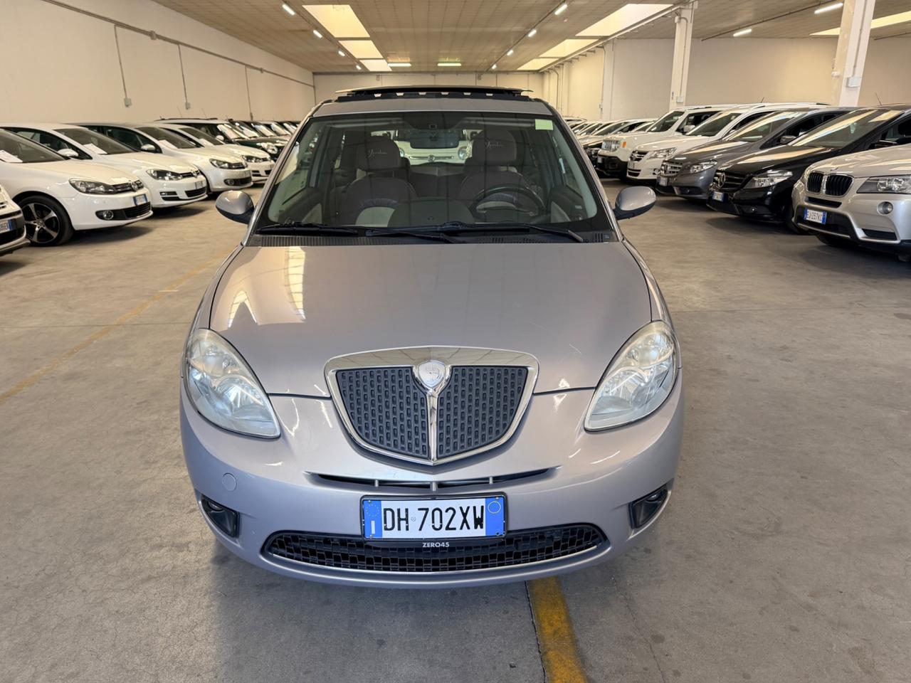 Lancia Ypsilon 1.4 Oro Ecochic GPL