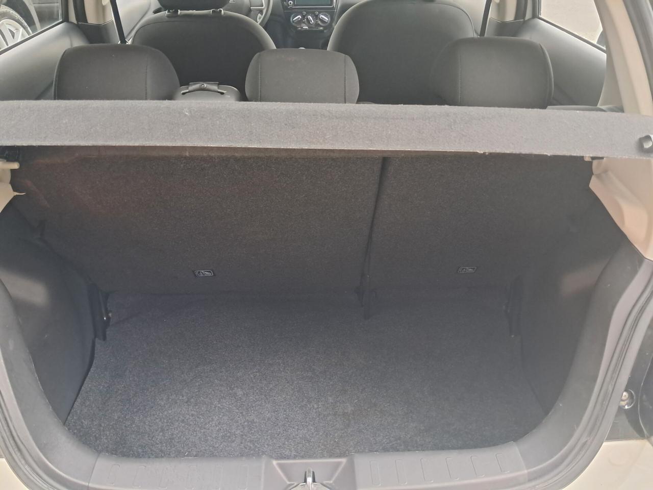 Mitsubishi Space Star 1.2 71 cv Invite SDA