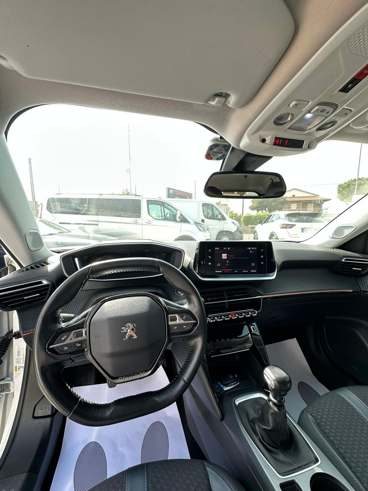 Peugeot 2008 PureTech 100 S&S Allure