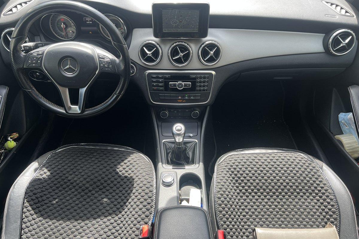 MERCEDES GLA 200 CDI Sport
