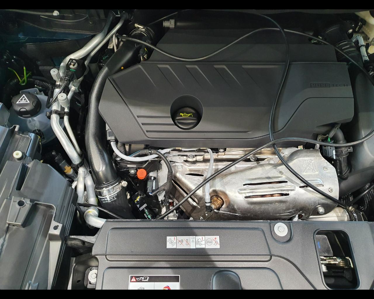 PEUGEOT 3008 II 2021 - 3008 1.2 hybrid 48V Allure Pack 136cv e-dcs6