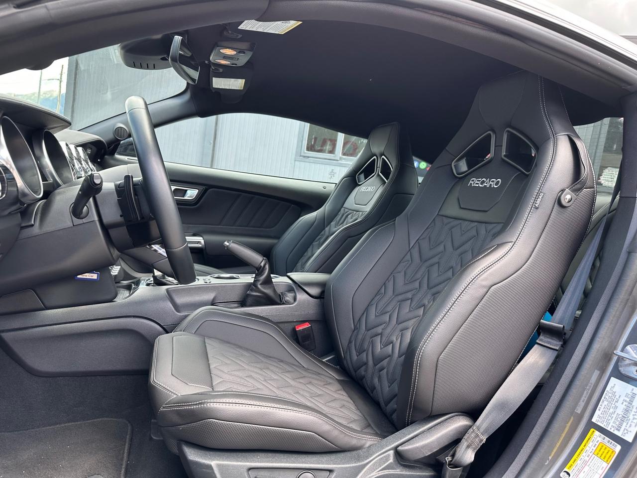 Ford Mustang RECARO 5.0 460cv GT 04/2023