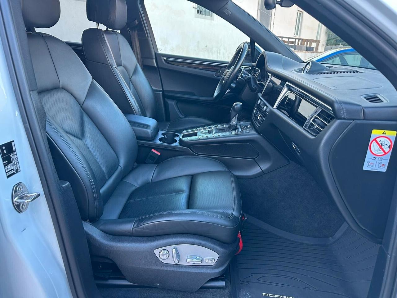 Porsche Macan 3.0 S 354 cv - 2020