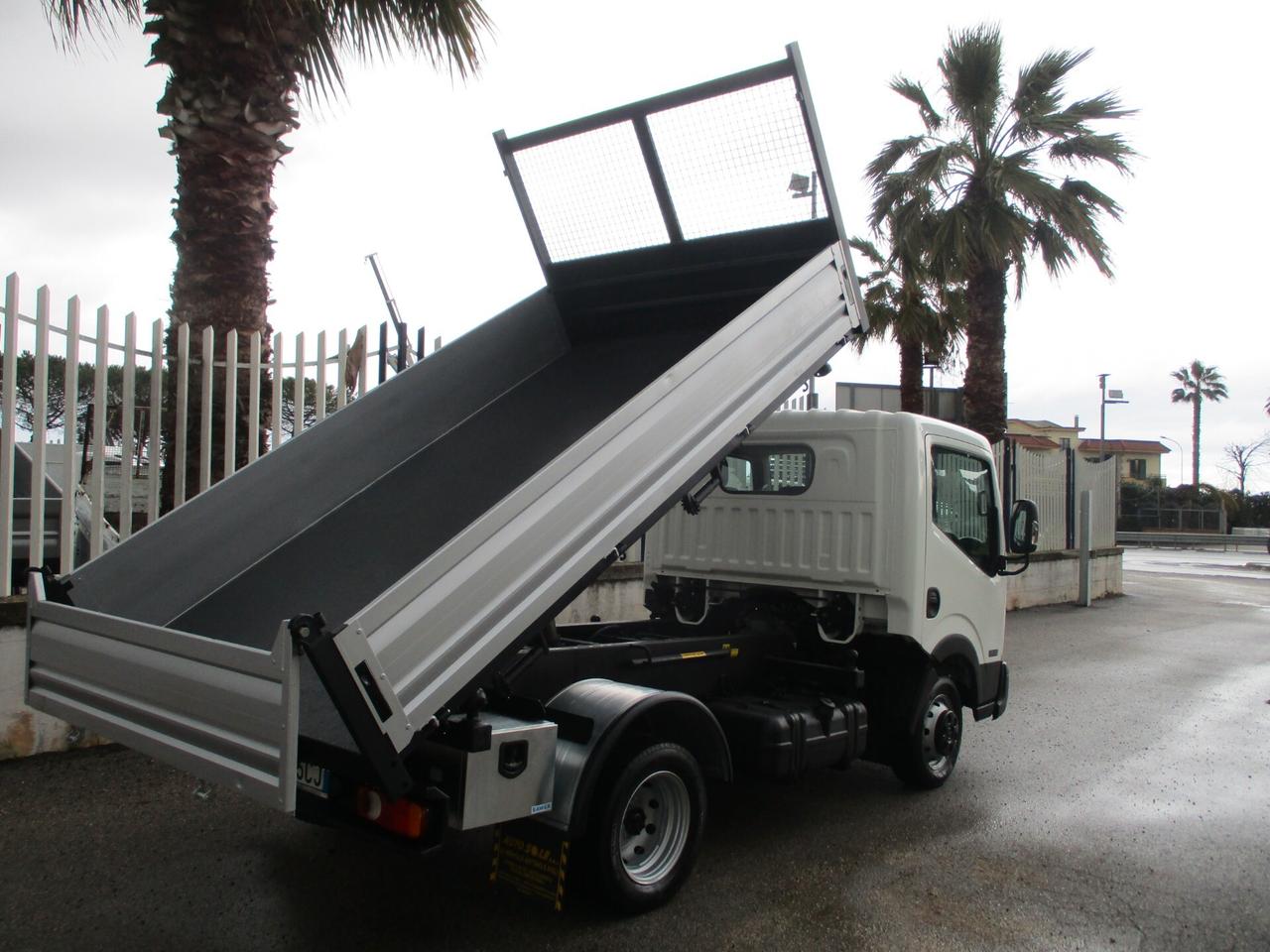 Nissan Cabstar NT 400 35-14 2.5 140CV E5 RIBALTABILE TRILATERALE