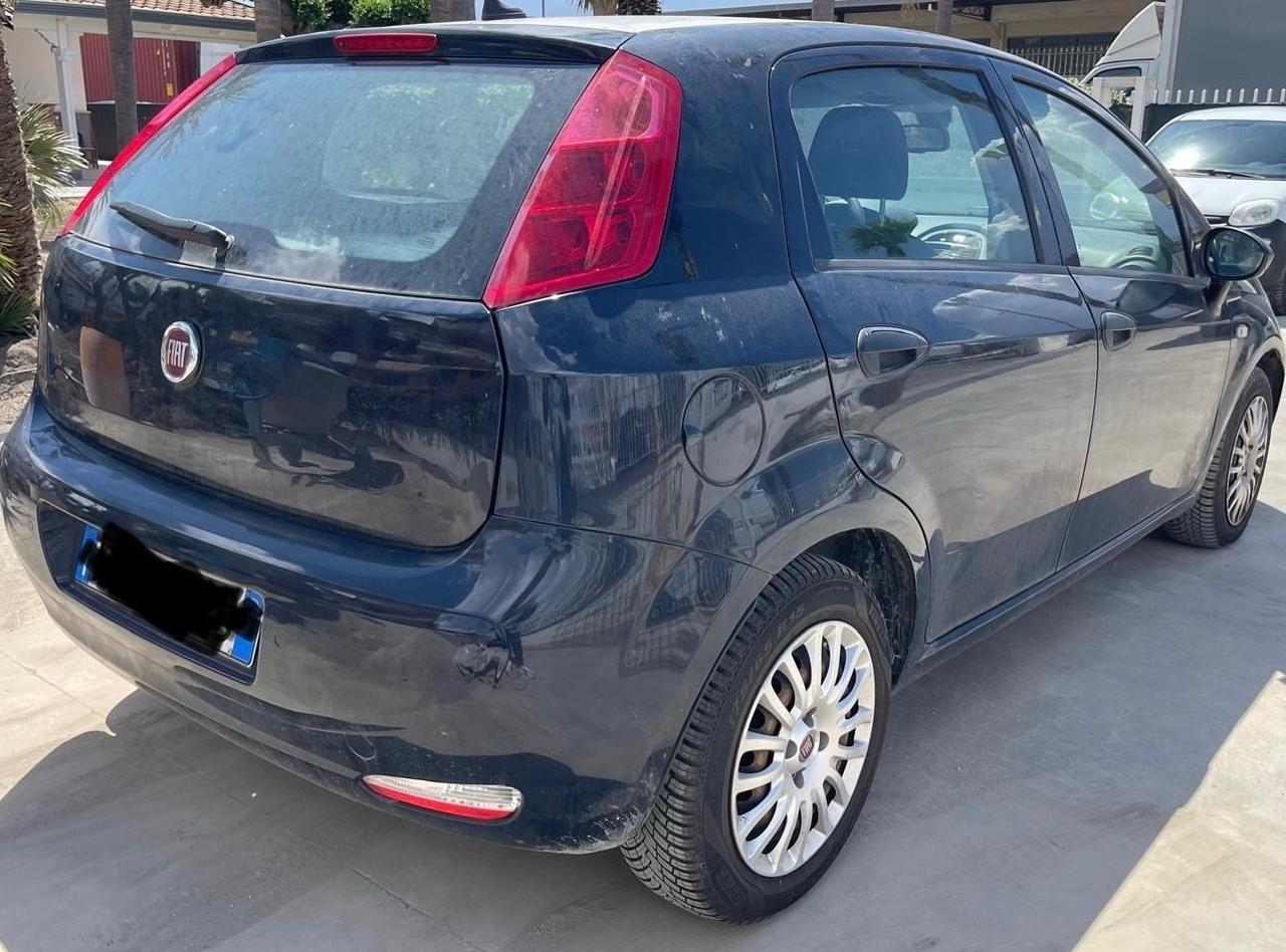 Fiat Punto 1.3 MJT II S&S 95 CV 5 porte Street