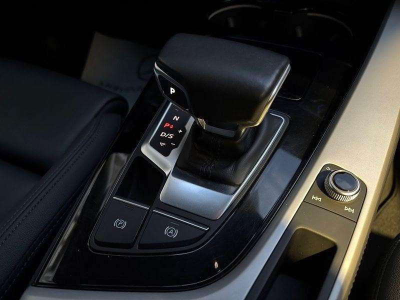 Audi A4 allroad 40 2.0 tdi mhev Identity Contrast quattro 204cv s-tronic