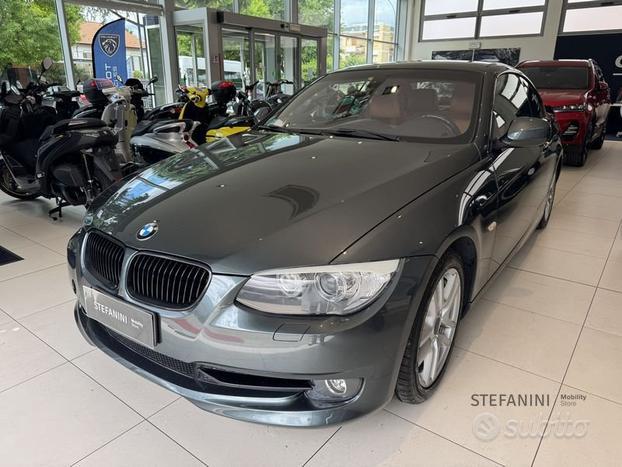 BMW Serie 3 325d cat Cabrio Attiva