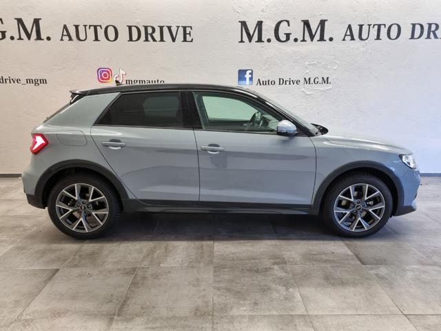 AUDI A1 citycarver 30 TFSI