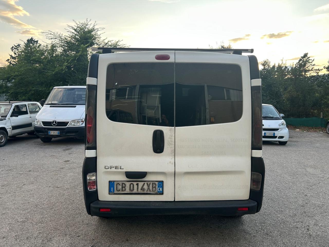 Opel Vivaro 27 1.9 DTI PC-TN Furgone
