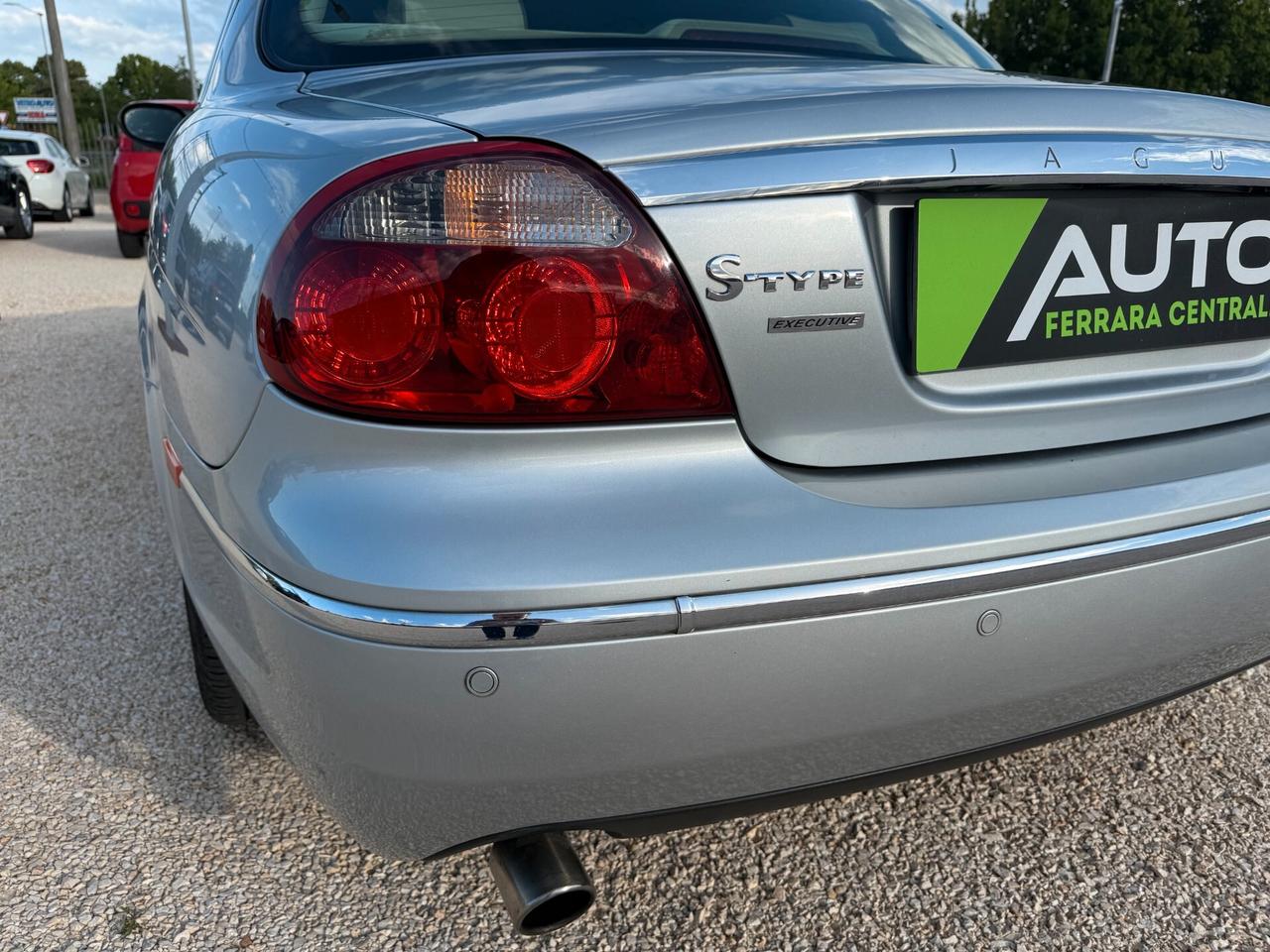 Jaguar S-Type 2.7 diesel V6 Executive