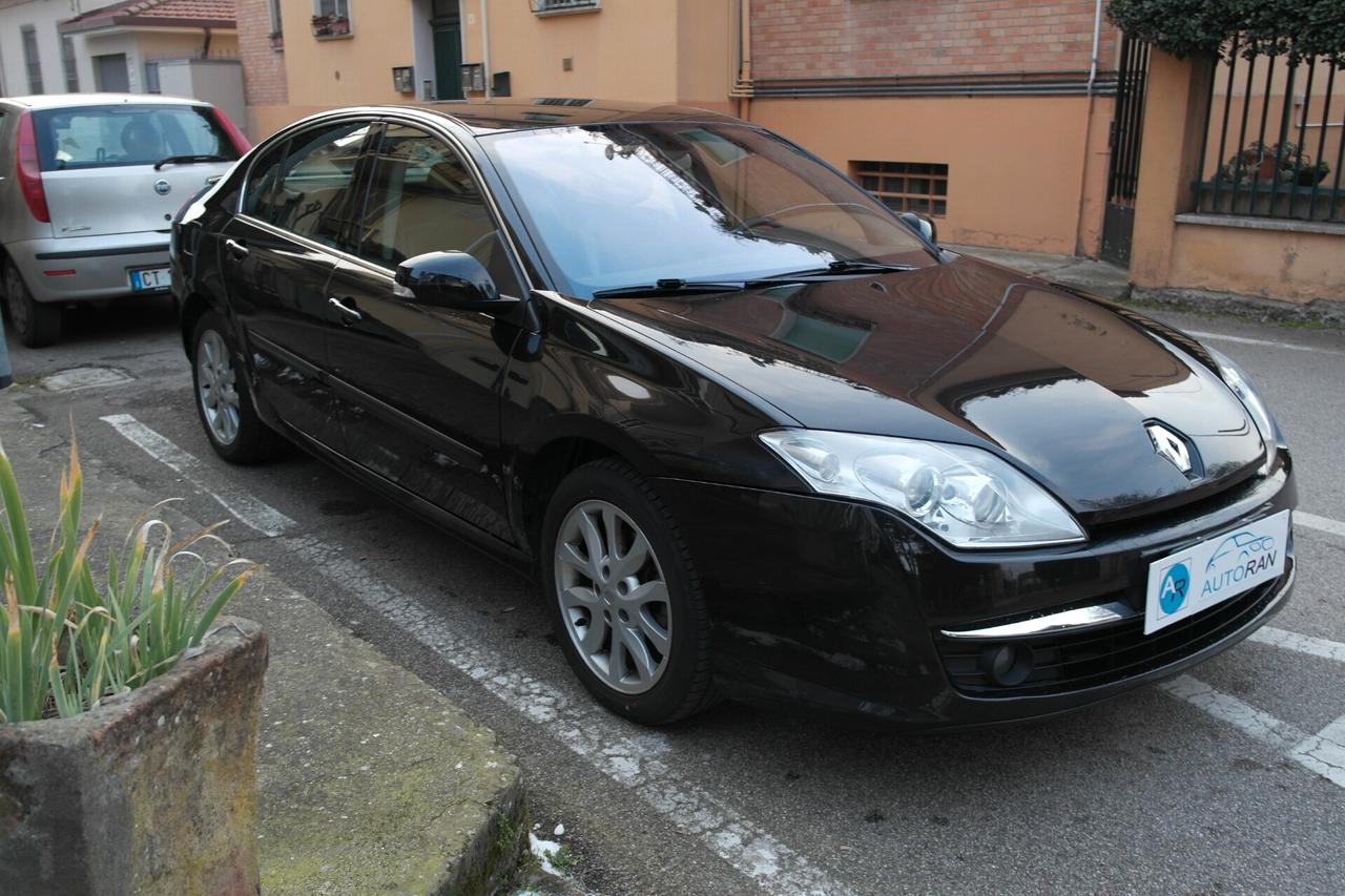Renault Laguna 2.0 dCi 180CV Initiale