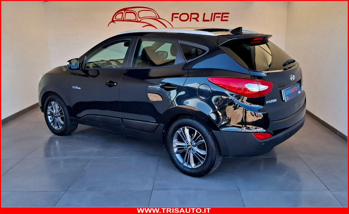 HYUNDAI iX35 1.7 Crdi Xpossible NEOPATENTATI (DOPPIO TETTO PANORAMICO APRIBILE)