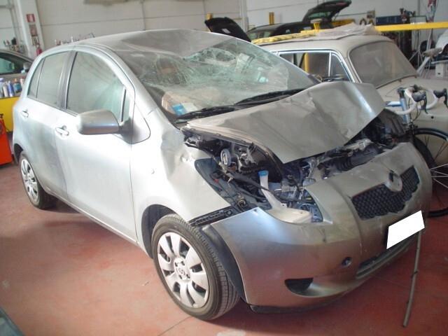 Toyota Yaris 1.0 12V VVT-i 5p. Sol