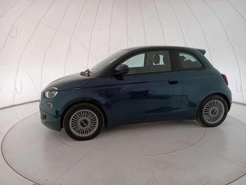 FIAT 500 LA NUOVA E Nuova Hatchback My23 La Nuova - 320 Berlina