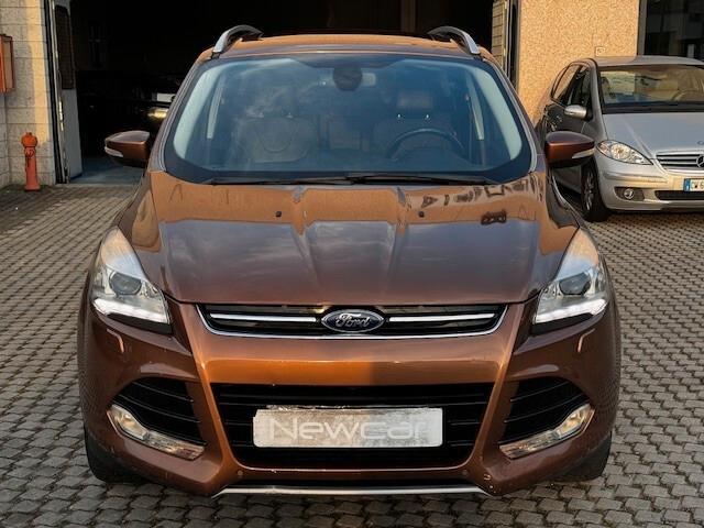 Ford Kuga 2.0 TDCI 140 CV 4WD Powershift Titanium