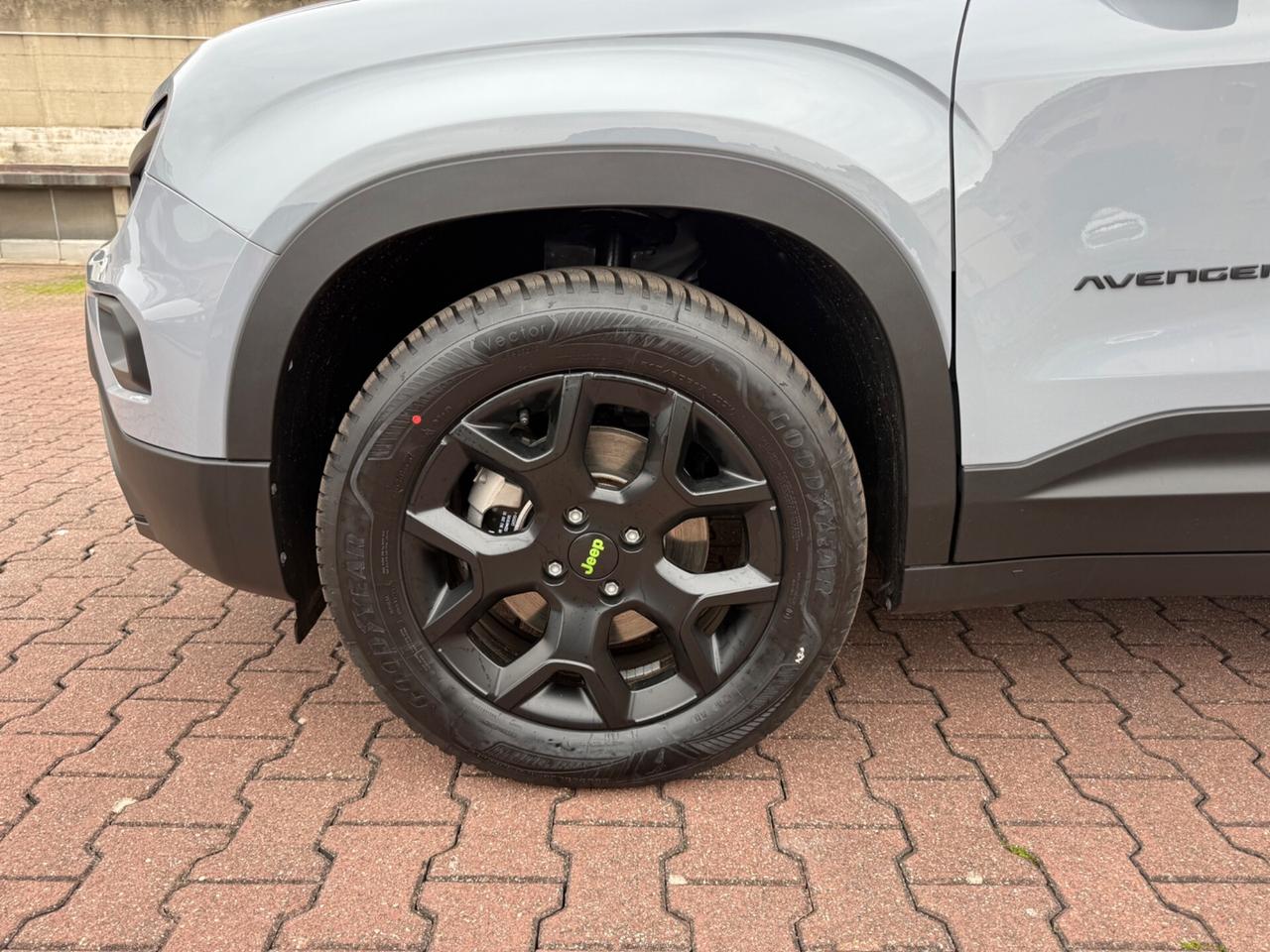 Jeep Avenger 1.2 Turbo 145 cv MHEV 4xe Upland