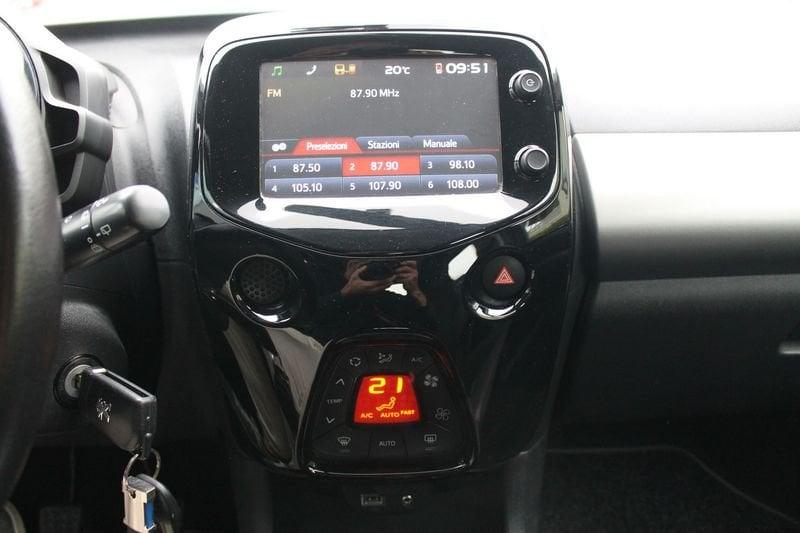 Peugeot 108 PureTech 82 5 porte Allure