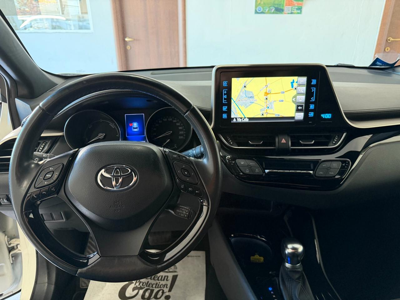 Toyota C-HR 2019 1.8 Hybrid E-CVT Lounge