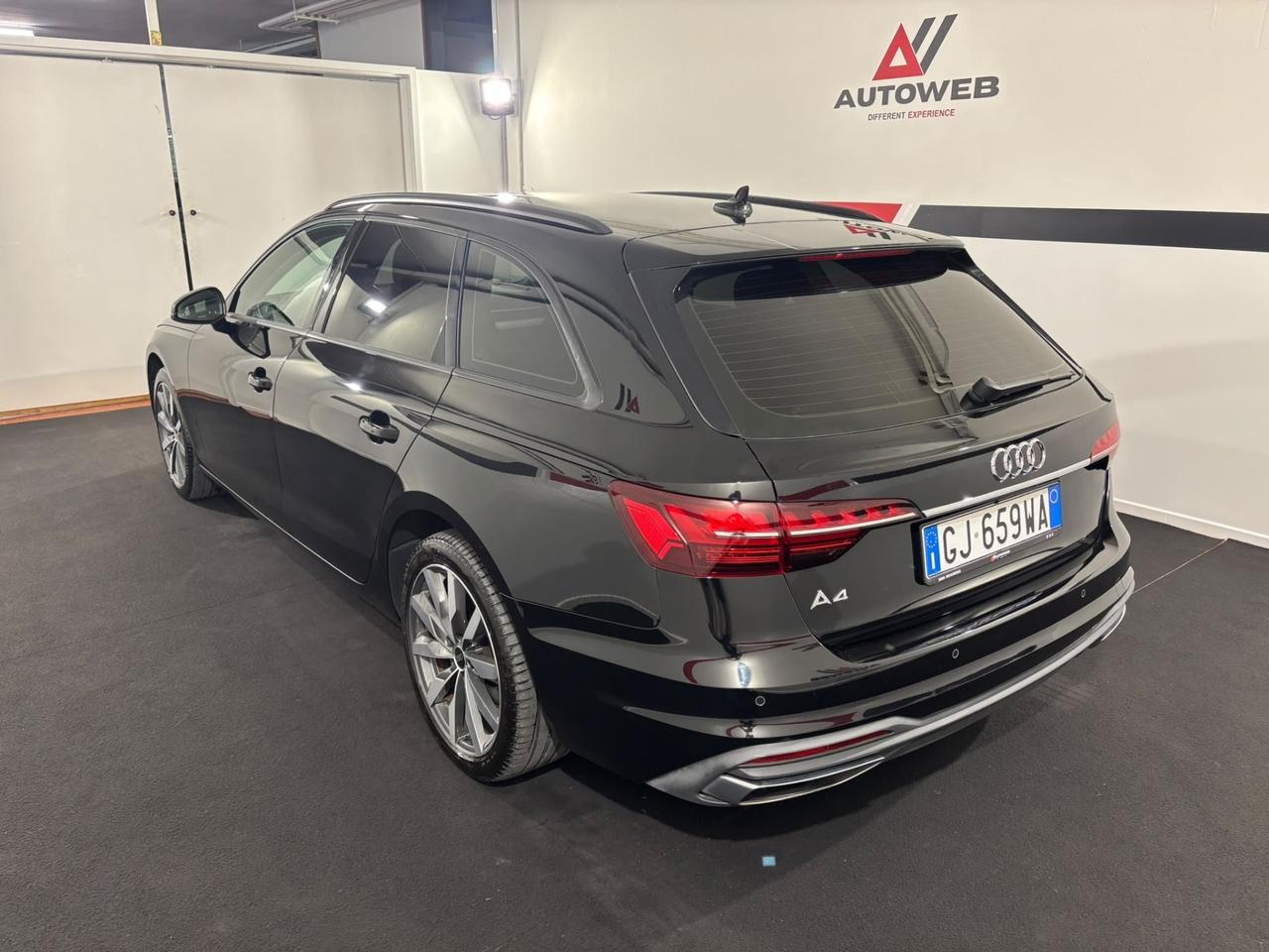 Audi A4 Avant 35 TDI/163 CV S tronic Business Advanced