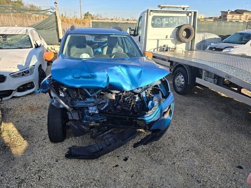 Dacia Spring Electric anno 09-2021 incidentata