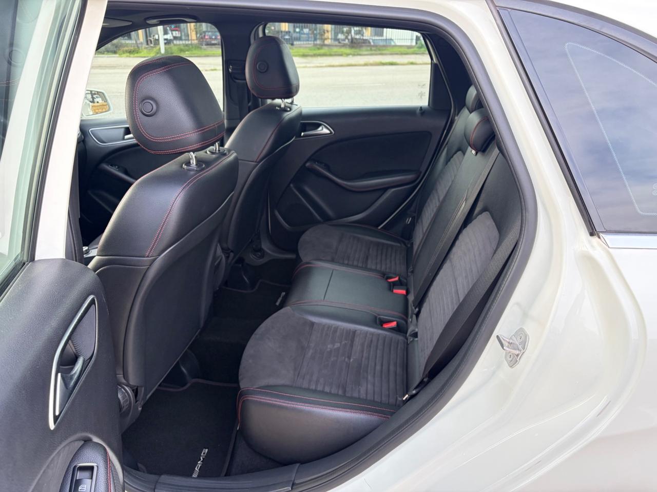 MERCEDES-BENZ B180 CDI PREMIUM AMG