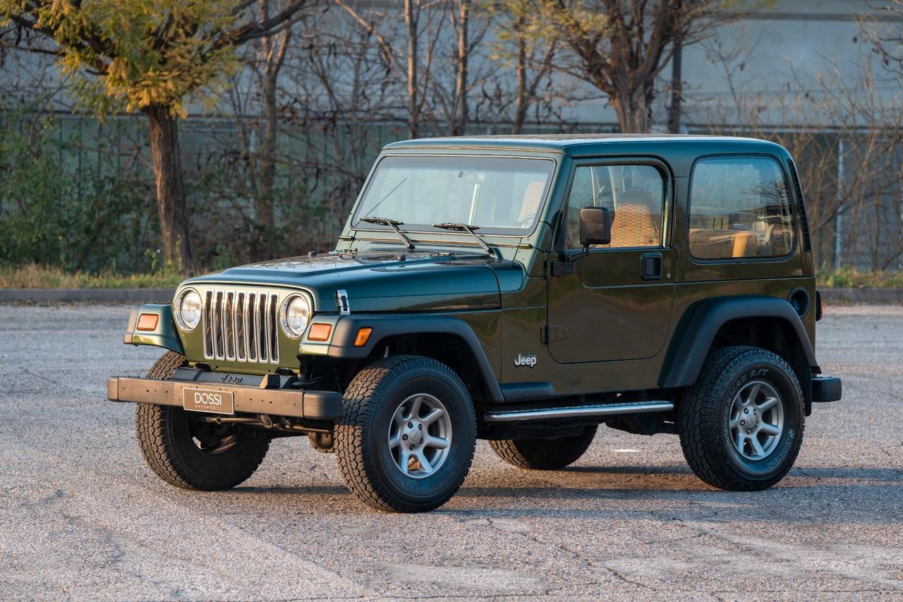 Jeep Wrangler 2.5 cat Soft top (EU)