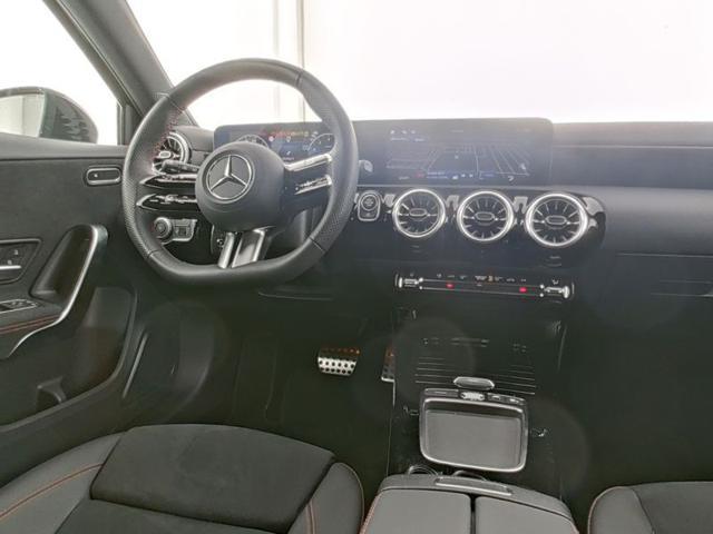 MERCEDES-BENZ A 180 Automatic AMG Line Advanced Plus