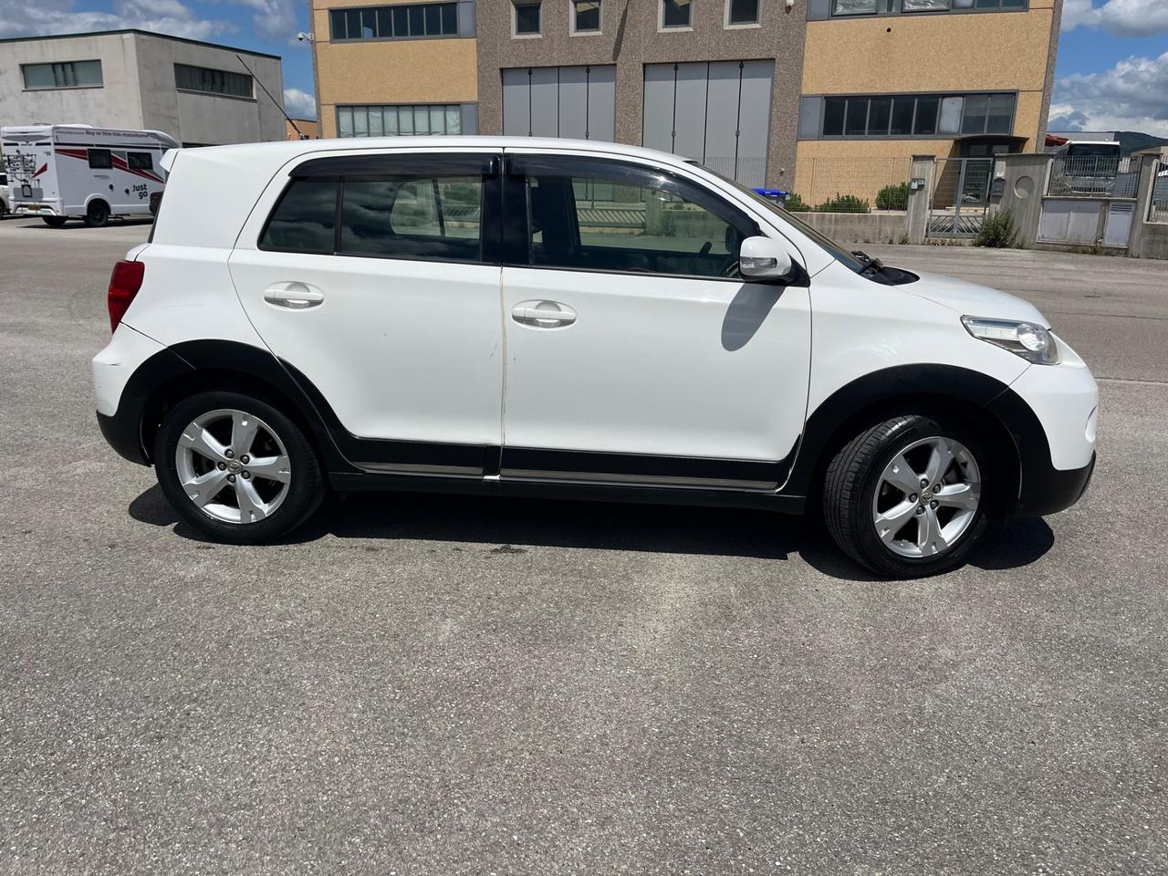 Toyota Urban Cruiser Urban Cruiser 1.3 Luxury km 110.000