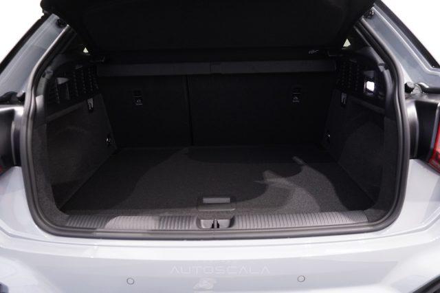 AUDI Q2 30 TDI 116cv S Line Edition Identity Black